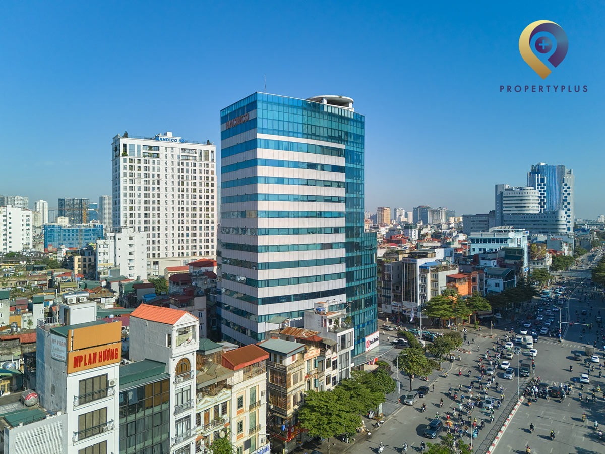 Toàn cảnh mặt ngoài tòa nhà Oriental Tower tại quận Đống Đa, Hà Nội - hình ảnh từ Property Plus